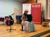 Barvy akordeonu - mladá krev