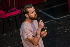 Slam Poetry exhibice Brno - Výběr z Finále MČR 25