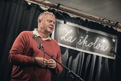 Ať se snaží ona & Večer poezie