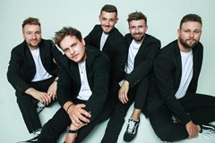 Koncert kapely O5aRadeček a Like it