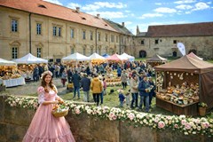 Růženčiny velikonoční trhy na zámku Zákupy