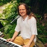 Nebe nad Fortem s Standou Klapuchem