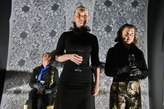 Divadlo Feste: Jak chutná moc