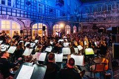 Novoměstská filharmonie: Z pohádky do pohádky