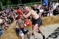 Redneck fight 14
