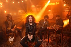 November 2nd + Noise Don’t Cry v Hoodbaru