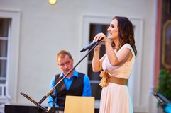 Šansony v Zahradách