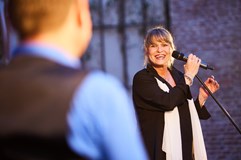 Šansony v Zahradách