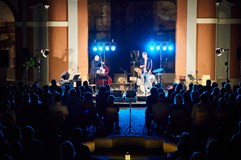 Šansony v Zahradách