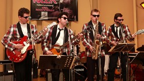 THE SHOWER aneb velikonoční rock "n" roll night live