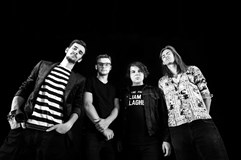 Luxfery (křest EP) + Zrcadla + Safe Exit + Deep Ditch