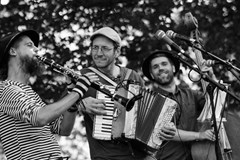 Husou s kapeló - Řvó jak Tour