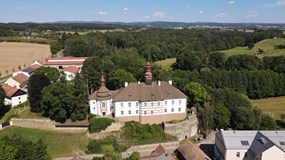 Zámek Skalka-Podbřezí, Podbřezí