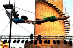 Cia PakiPaya - Shake, shake, shake - akrobaté ze Španělska