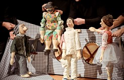 Diversa dětem: Boža v říši Loutek