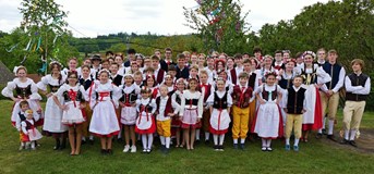 Staročeská májová zábava 