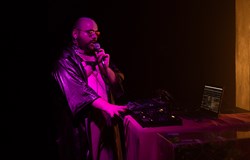 Nomantinels: PARA_NONNORMAL