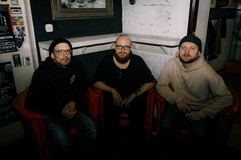 Define Me, Dream of the Sun, River House - Praha