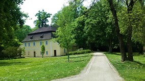 Zámecký park (u kavárny V Parku), Veselí nad Moravou