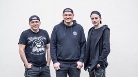 TOTÁLNÍ NASAZENÍ A HOSTÉ V PAVLÍKOVĚ U RAKOVNÍKA