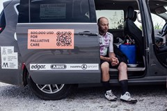 Večer s filmem 8DNÍ, 8HODIN