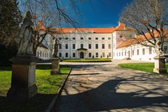 Meruňkobraní 2026: Prohlídka zámku Židlochovice