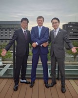 Komedie kjógen - host Šigejama Motohiko