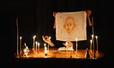 KHWOSHCH: Shakespearovská loutková mše
