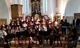 Tři sbory v zahradě muzea