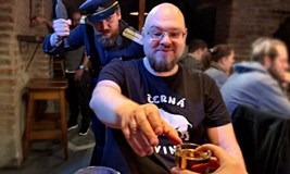 Morčata na útěku, Vráťa Hošek a Vadnej Hrošík | T.N.Tour
