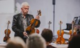 Jaroslav Svěcený - Čtyři století evropských houslí
