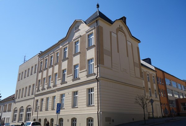 Gymnázium