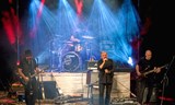 LIBOR PAVLATA & BAND – KŘEST ALBA - HRADEC KRÁLOVÉ – U STOLU