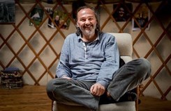 Pjér laŠé’z a Ondřej Smeykal:LASKAVOSTaJAK ji v soběPROBUDIT