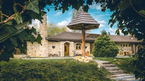 Resort Svět, Úžice