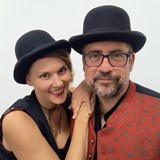 Šárka Krausová s Alexem Andersem  Šansony za oponou