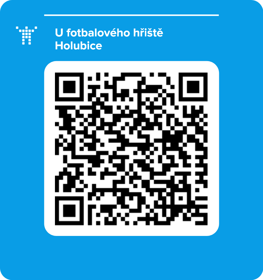 U fotbalového hřiště Holubice